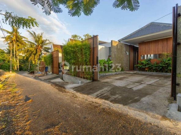 Charming 2-Bedroom Villa with Rice Field Views in Lodtunduh, Ubud for Sale