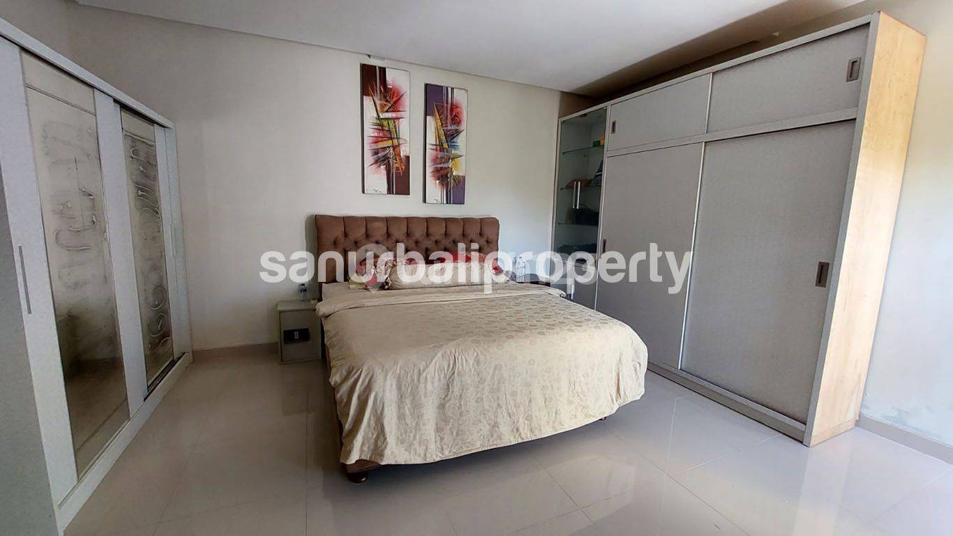 Sanur Villa Near Beach For Sale in Bali : Villa Near Beach Secure & Comfortable