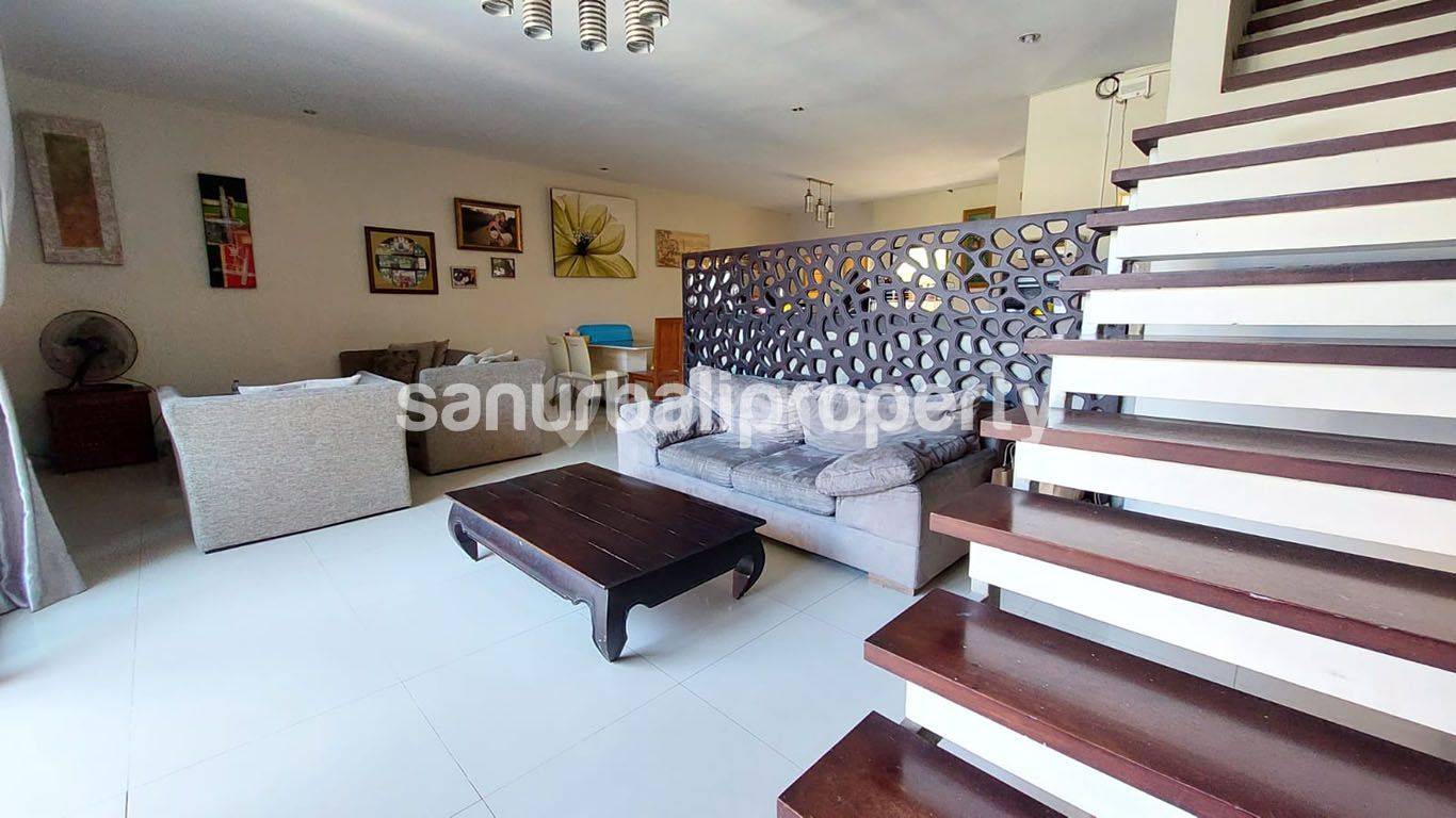 BEST Tabanan Villa Near Beach For Sale in Bali : Villa Near Beach Secure & Comfortable