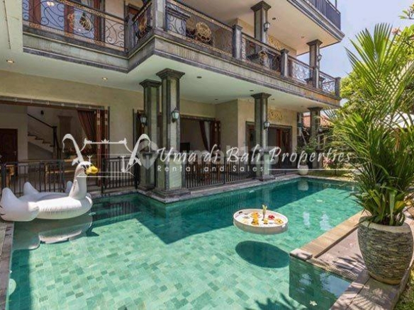 Charming 4-Bedroom Villa for Rent in Peaceful Alley with Private Pool and Modern Amenities