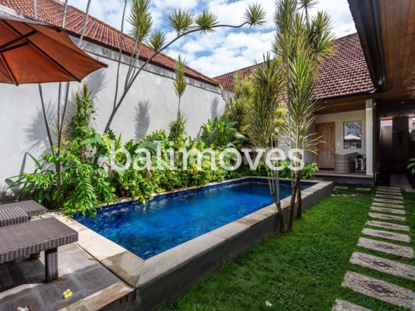 Charming 7-Bedroom Guest House in Sanur: Perfect Investment Near Beach and Amenities