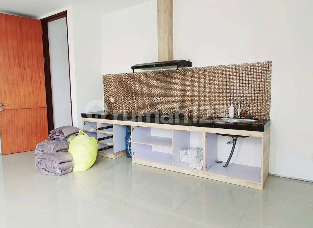 Charming Modern Villa with Private Pool in Serene Kerobokan, Perfect for Comfortable Living