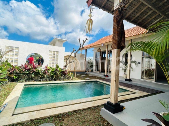 Charming New Villa for Rent: 2 Bedrooms, Pool, Gym, and Modern Amenities