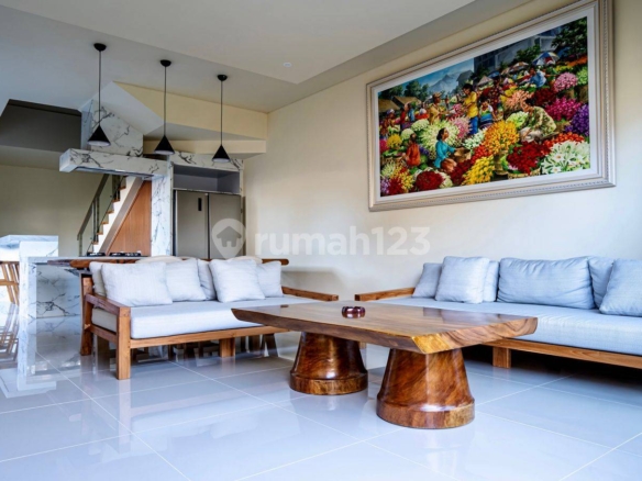 Luxurious 3-Bedroom Villa with Private Pool in Ungasan, Bali – Close to Beaches and Attractions