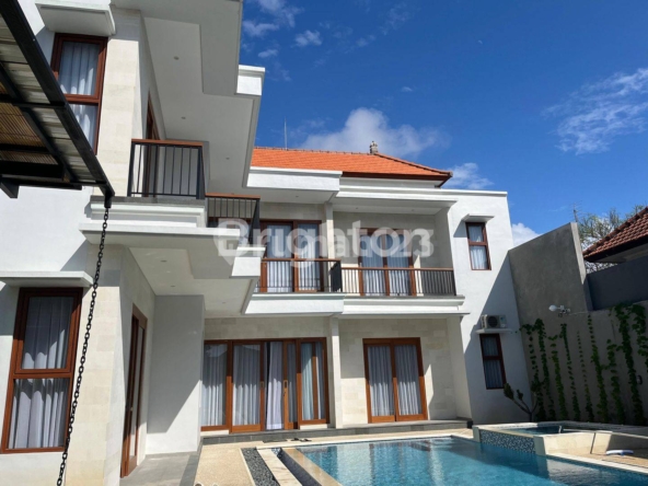 Luxurious 4-Bedroom Villa with Pool and Garden in Prime Denpasar Location