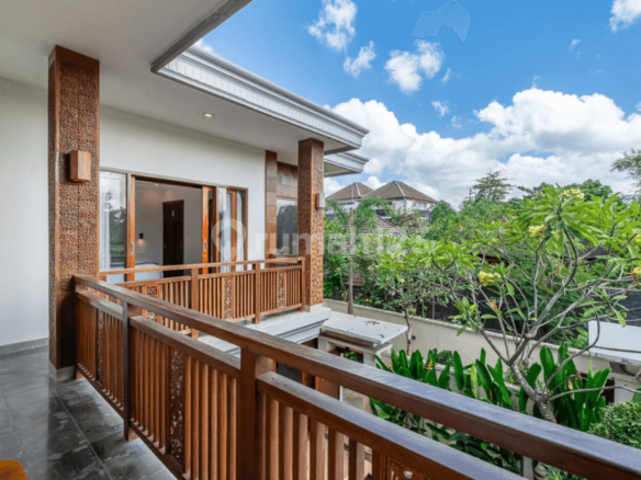 Luxury 3-Bedroom Villa with Private Pool Near Jimbaran Beach, Bali