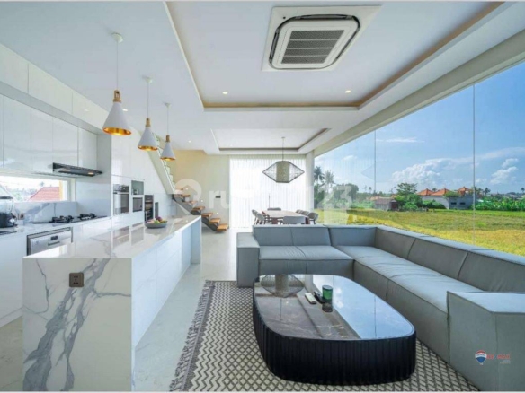 Luxury 3-Story Villa for Rent in Seseh – Spacious, Stylish, and Ready to Move In!