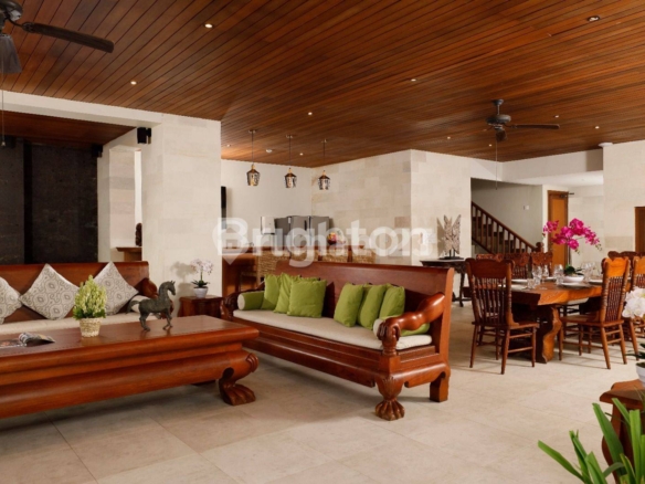 Luxury 9-Bedroom Villa for Rent in Badung, Bali with Pools and Exceptional Amenities