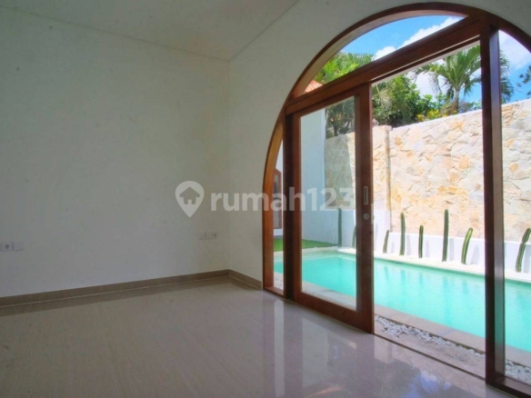 Mediterranean-Style 3-Bedroom Villa with Pool in Canggu’s Tranquil Pondok Wisata