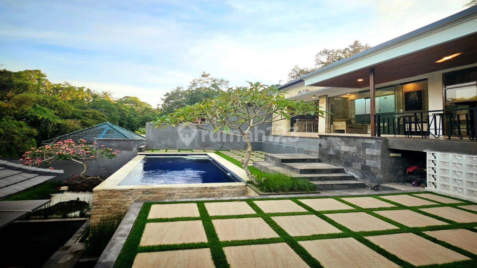 BEST Buleleng House For Rent in Bali : House Secure & Comfortable