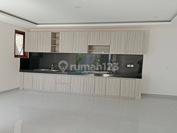 Modern 2-Bedroom Villa with Private Pool for Rent in Padonan-Dalung