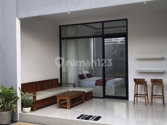 Modern 2-Bedroom Villa with Private Pool in Tranquil Lodtunduh, Ubud