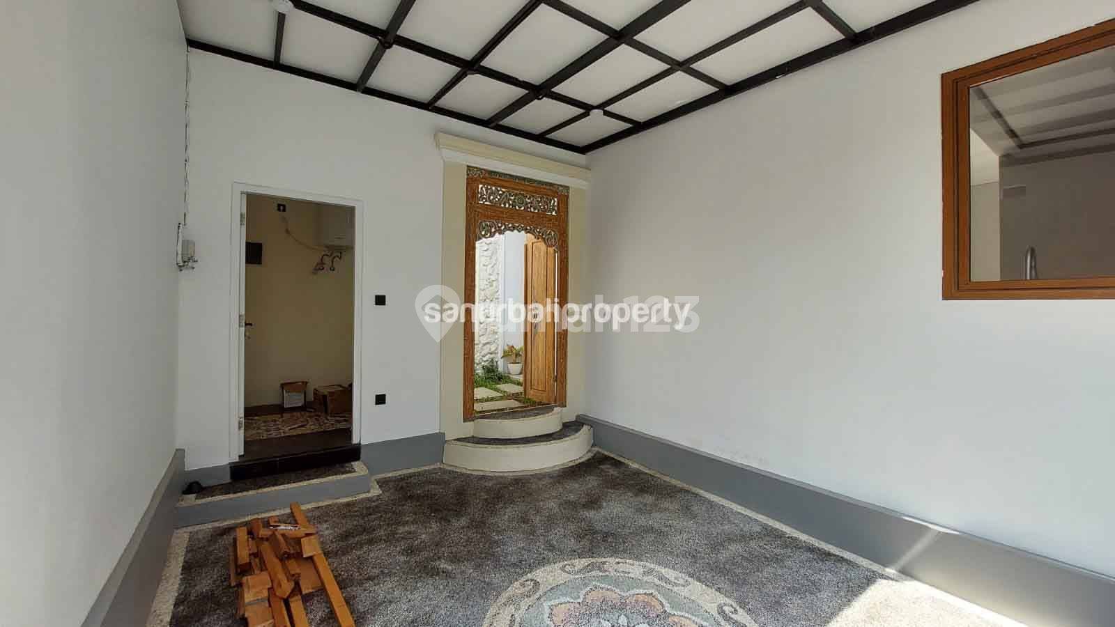 Lodtunduh Room For Rent in Bali : Room Secure & Comfortable