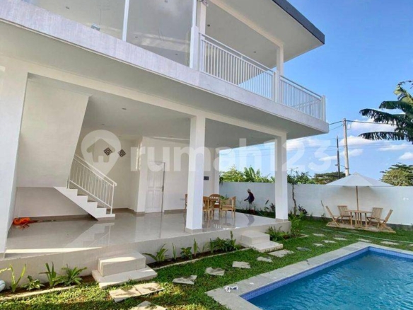 Modern 3-Bedroom Villa for Rent in Tranquil Kerobokan with Pool and Spacious Layout