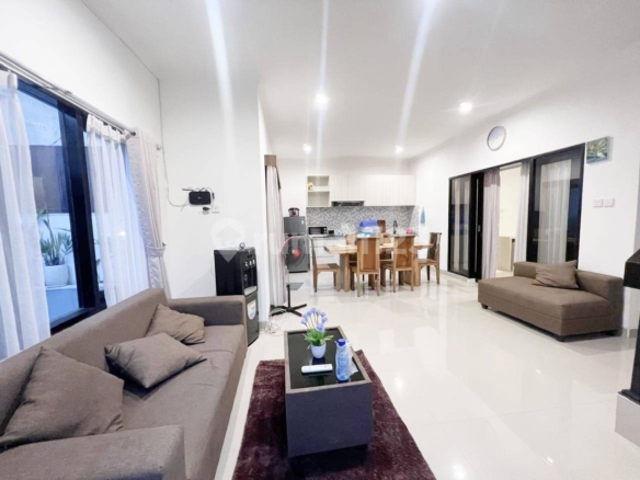 Modern 3-Bedroom Villa for Rent in Umalas, Bali with Private Pool and Luxury Amenities