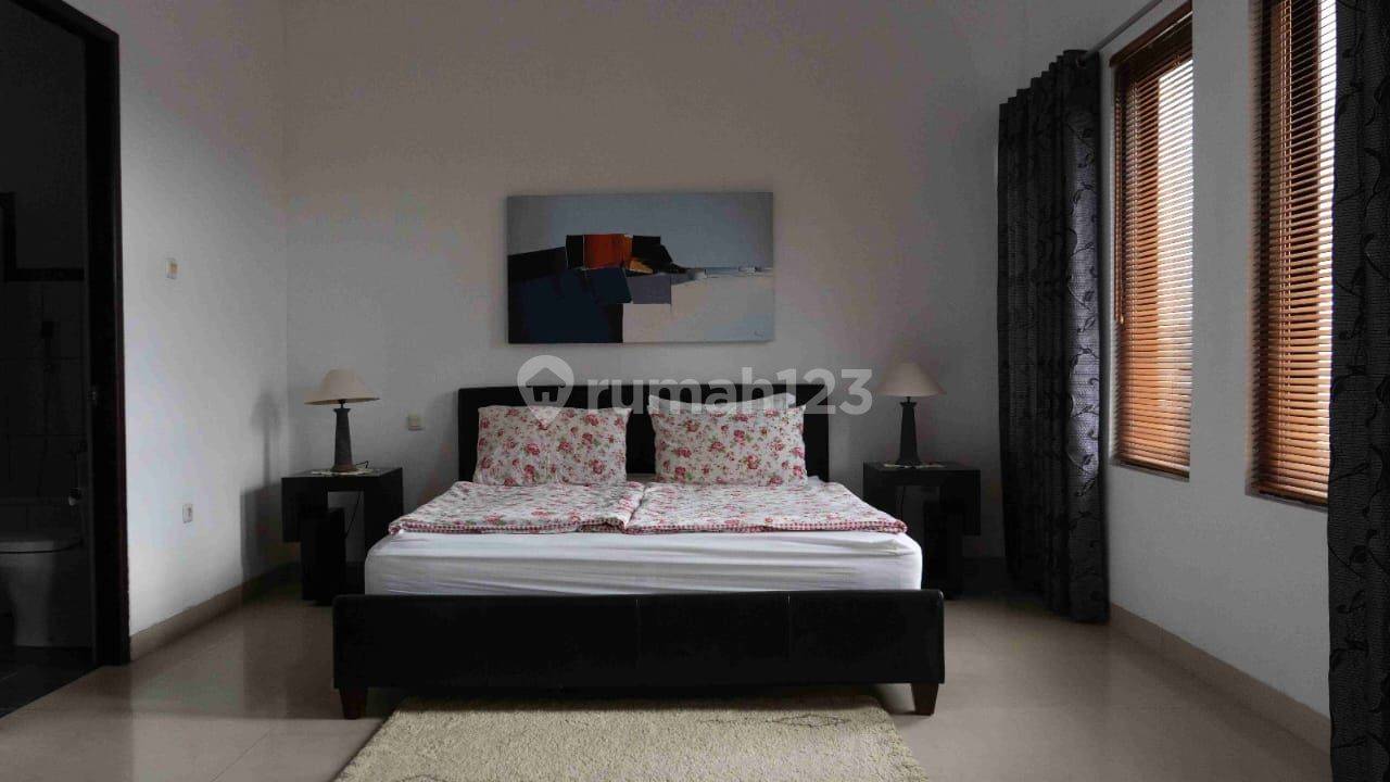 BEST Klungkung Luxury Villa For Sale in Bali : Luxury Villa Secure & Comfortable