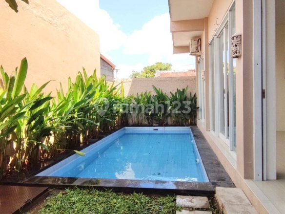 Modern 3-Bedroom Villa with Private Pool in South Denpasar – Perfect Family Retreat