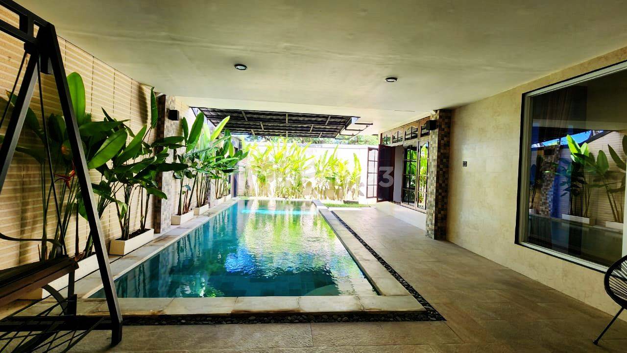 BEST Klungkung Luxury Property For Sale in Bali : Luxury Property Secure & Comfortable