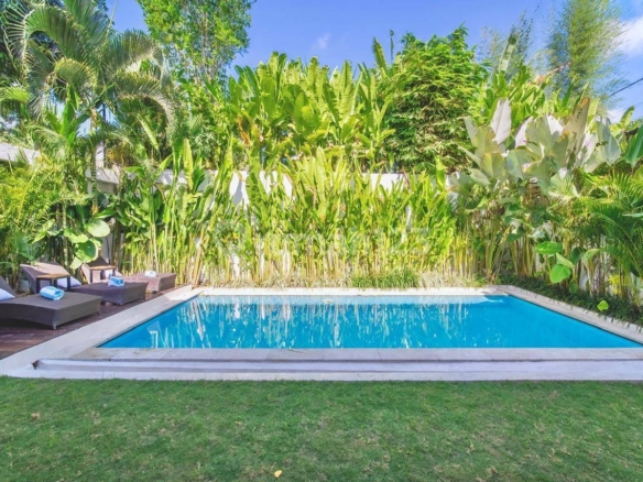 Modern Minimalist 2-Bedroom House with Pool in Babakan, Canggu – Perfect for Annual Rental