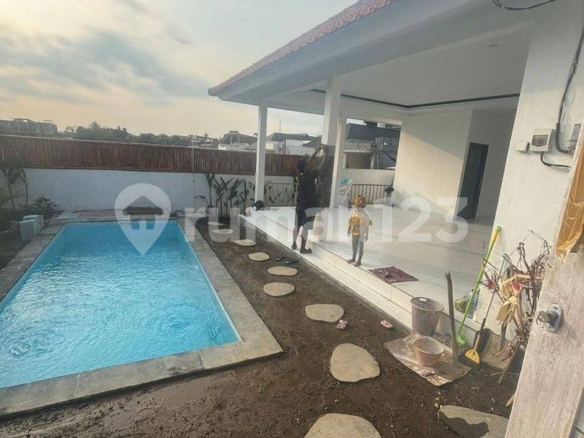 Modern Minimalist Villa for Rent in Serene Pererenan – 2 Bedrooms, Pool, and Personalization Options