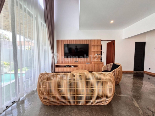 Modern Scandinavian Villa for Rent in Umalas – 3 Bedrooms, Private Pool, Fully Furnished