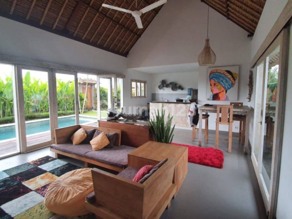 Serene 2-Bedroom Villa in Ubud with Pool and Lush Rice Field Views