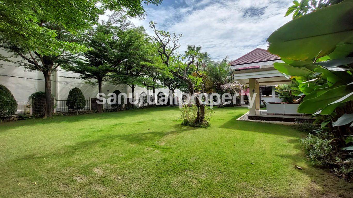 Kerobokan Kaja House For Sale in Bali : House Secure & Comfortable