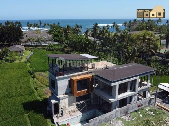 Stunning 4-Bedroom Villa Near the Beach with Private Pool and Rice Field Views