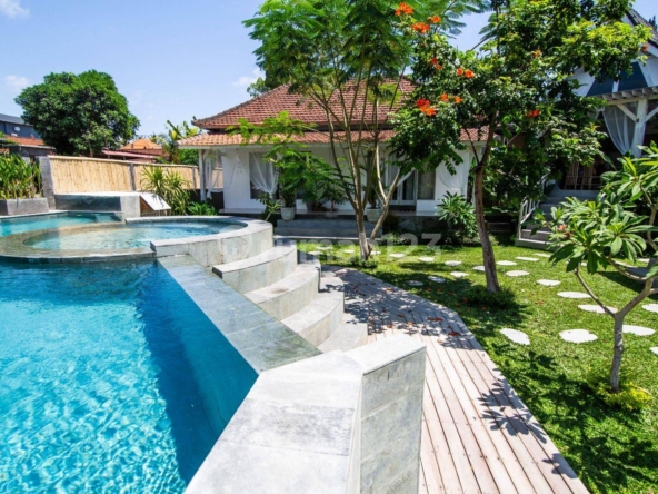 Stunning 4-Bedroom Villa in Canggu: Perfect for Living or Investment