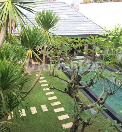 Stunning 5-Bedroom Villa with Pool, Just 300m from Canggu Beach