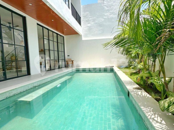 Stunning Mediterranean Villa in Tumbak Bayuh: 3 Bedrooms, Pool, Great Investment Opportunity