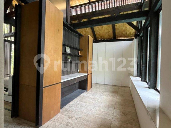 Tranquil Japanese Jungle Villa Near Seseh Beach with Pool and Spacious Outdoor Space